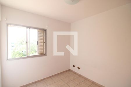 Quarto 1 de apartamento para alugar com 2 quartos, 60m² em Vila Pauliceia, São Paulo