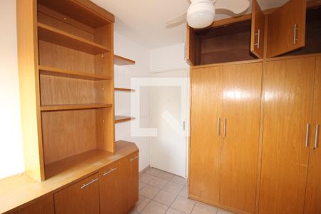 Quarto 2 de apartamento para alugar com 2 quartos, 60m² em Vila Pauliceia, São Paulo