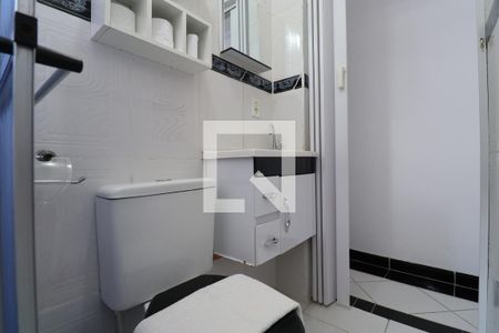 Banheiro de apartamento para alugar com 1 quarto, 45m² em Luz, São Paulo