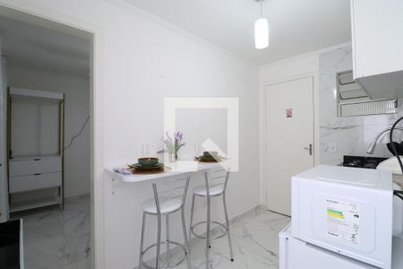 Sala/Cozinha de apartamento para alugar com 1 quarto, 45m² em Luz, São Paulo