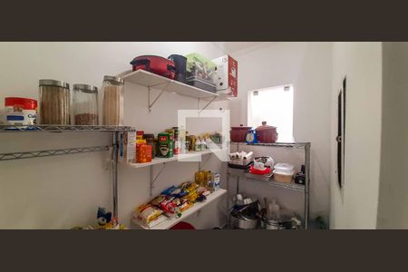 Casa à venda com 250m², 3 quartos e 3 vagas Casa à venda com 250m², 3 quartos e 3 vagasDespensa