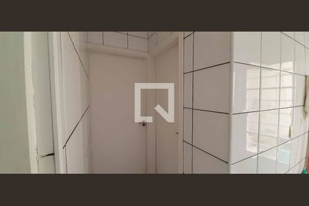 Casa à venda com 250m², 3 quartos e 3 vagas Casa à venda com 250m², 3 quartos e 3 vagasQuarto de Serviço