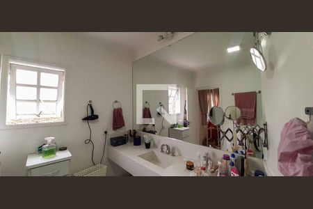 Casa à venda com 250m², 3 quartos e 3 vagas Casa à venda com 250m², 3 quartos e 3 vagasBanheiro da Suíte 1