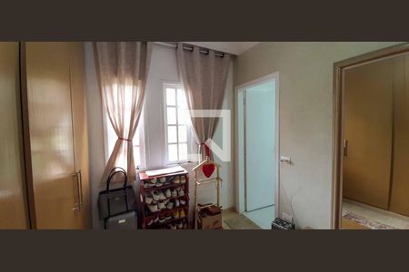 Casa à venda com 250m², 3 quartos e 3 vagas Casa à venda com 250m², 3 quartos e 3 vagasSuíte 1