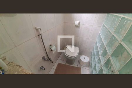 Casa à venda com 250m², 3 quartos e 3 vagas Casa à venda com 250m², 3 quartos e 3 vagasBanheiro da Suíte 2