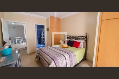 Casa à venda com 250m², 3 quartos e 3 vagas Casa à venda com 250m², 3 quartos e 3 vagasSuíte 3