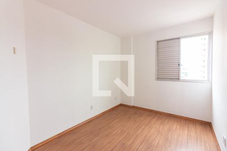 Quarto 1 de apartamento para alugar com 2 quartos, 55m² em Bandeiras, Osasco