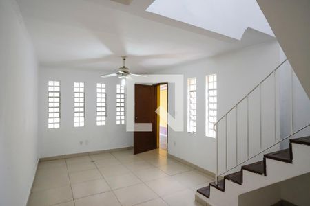 Sala de casa à venda com 2 quartos, 106m² em Rudge Ramos, São Bernardo do Campo