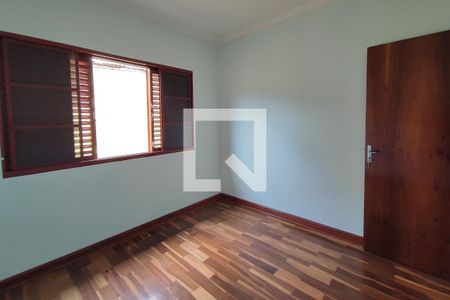 Casa à venda com 232m², 4 quartos e 3 vagas Casa à venda com 232m², 4 quartos e 3 vagasQuarto 3