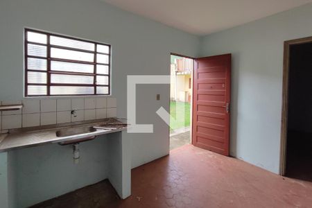 Casa à venda com 232m², 4 quartos e 3 vagas Casa à venda com 232m², 4 quartos e 3 vagasEdícula
