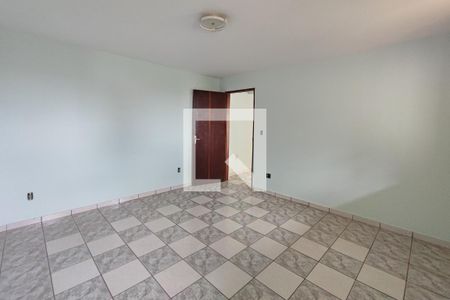 Casa à venda com 232m², 4 quartos e 3 vagas Casa à venda com 232m², 4 quartos e 3 vagasEdícula