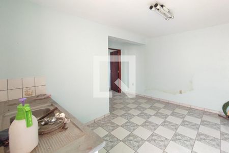 Casa à venda com 232m², 4 quartos e 3 vagas Casa à venda com 232m², 4 quartos e 3 vagasEdícula