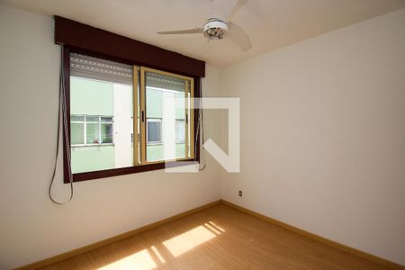 Quarto de apartamento à venda com 1 quarto, 46m² em Teresópolis, Porto Alegre