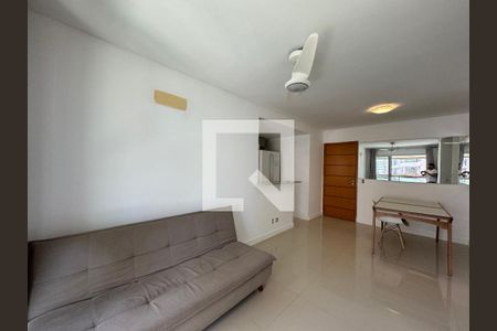 Sala de apartamento para alugar com 2 quartos, 65m² em Recreio dos Bandeirantes, Rio de Janeiro