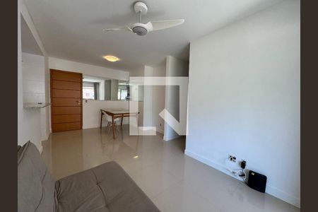 Sala de apartamento para alugar com 2 quartos, 65m² em Recreio dos Bandeirantes, Rio de Janeiro