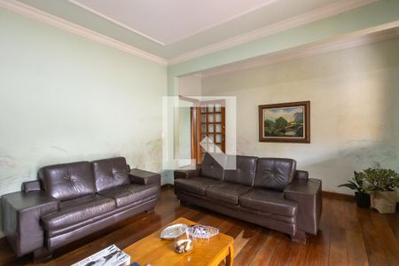 Sala de casa para alugar com 3 quartos, 500m² em São João Batista, Belo Horizonte