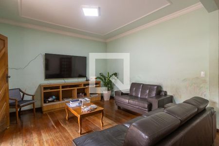 Sala de casa para alugar com 3 quartos, 500m² em São João Batista, Belo Horizonte