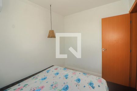 Quarto 1 de apartamento para alugar com 2 quartos, 41m² em Morro Santana, Porto Alegre