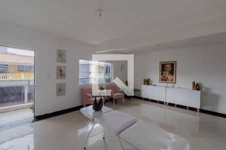 Sala de casa para alugar com 2 quartos, 300m² em Conjunto Residencial José Bonifácio, São Paulo