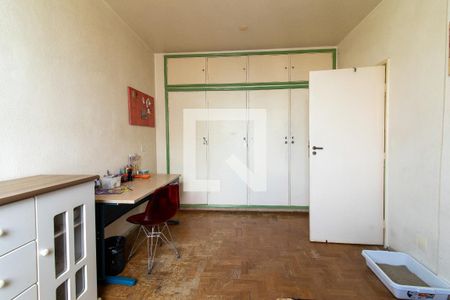 Quarto  de apartamento à venda com 1 quarto, 66m² em Centro, Campinas