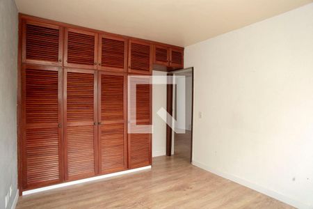 Quarto de apartamento para alugar com 1 quarto, 60m² em Auxiliadora, Porto Alegre