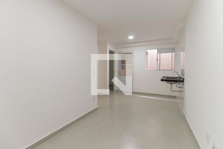 Sala de apartamento para alugar com 2 quartos, 40m² em Cidade Líder, São Paulo