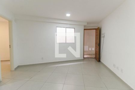 Sala de apartamento para alugar com 2 quartos, 41m² em Cidade Líder, São Paulo