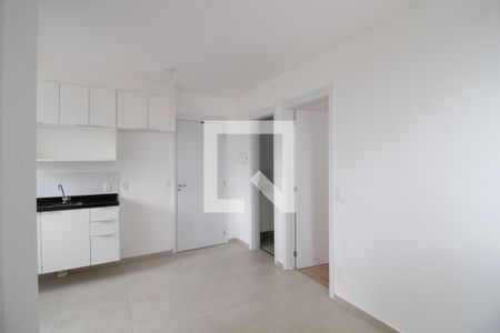 Sala de apartamento para alugar com 2 quartos, 34m² em Vila Gomes, São Paulo