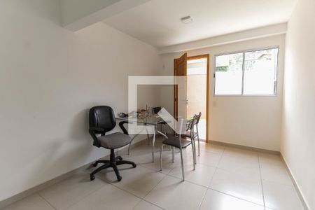 Sala de apartamento para alugar com 2 quartos, 45m² em Cidade Líder, São Paulo