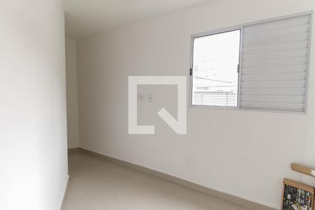 Quarto 1 de apartamento para alugar com 2 quartos, 45m² em Cidade Líder, São Paulo