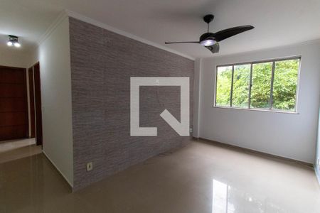 Sala de apartamento para alugar com 3 quartos, 68m² em Santa Rosa, Niterói