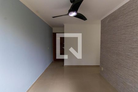 Sala de apartamento para alugar com 3 quartos, 68m² em Santa Rosa, Niterói