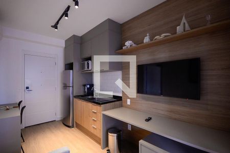 Sala/Cozinha  de apartamento para alugar com 1 quarto, 32m² em Vila Gumercindo, São Paulo