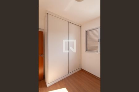 Suíte de apartamento à venda com 2 quartos, 60m² em Dona Clara, Belo Horizonte