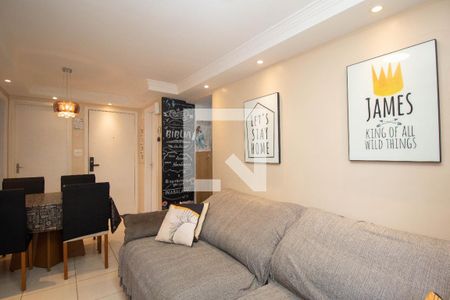 Sala de apartamento para alugar com 3 quartos, 61m² em Vila Zat, São Paulo