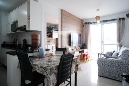 Sala/Cozinha de apartamento à venda com 2 quartos, 49m² em Jardim Santa Teresinha, São Paulo