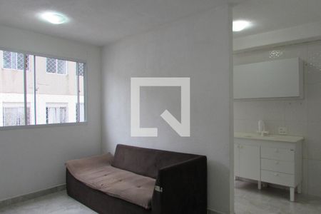 Apartamento para alugar com 2 quartos, 42m² em Jardim do Lago, São Paulo