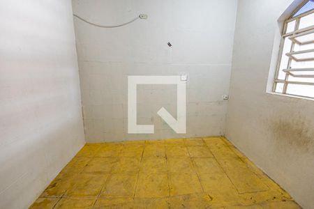 Quarto 2 de casa para alugar com 2 quartos, 70m² em Primeiro de Maio, Belo Horizonte