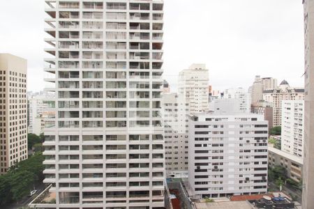 Vista de apartamento à venda com 3 quartos, 213m² em Jardim Europa, São Paulo