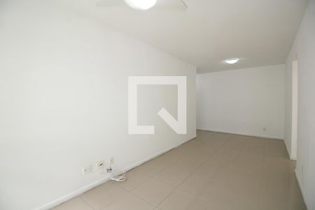 Sala de apartamento à venda com 3 quartos, 66m² em Freguesia (jacarepaguá), Rio de Janeiro