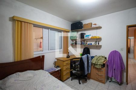 Quarto 1 de casa à venda com 2 quartos, 135m² em Vila Carmosina, São Paulo