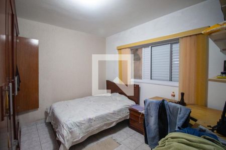 Quarto 1 de casa à venda com 2 quartos, 135m² em Vila Carmosina, São Paulo