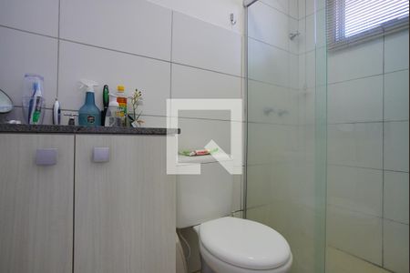 Banheiro da Suíte de apartamento para alugar com 2 quartos, 90m² em Sarandi, Porto Alegre