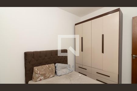 Quarto 1 de apartamento para alugar com 2 quartos, 40m² em Vila Buenos Aires, São Paulo