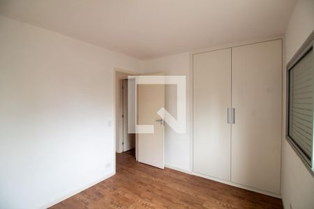 Quarto 1 de apartamento para alugar com 2 quartos, 65m² em Vila Cordeiro, São Paulo