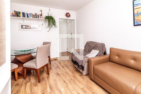 Sala de apartamento à venda com 3 quartos, 70m² em Água Branca, São Paulo