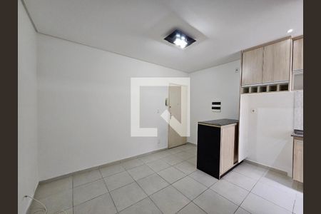 Sala de apartamento para alugar com 1 quarto, 55m² em Bosque da Saúde, São Paulo