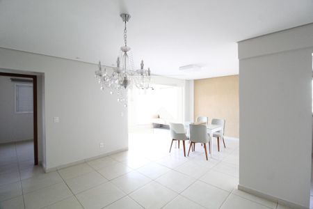 Sala de apartamento para alugar com 3 quartos, 97m² em Patrimônio, Uberlândia