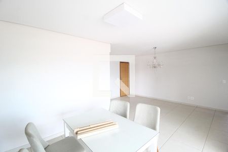 Sala de apartamento para alugar com 3 quartos, 97m² em Patrimônio, Uberlândia