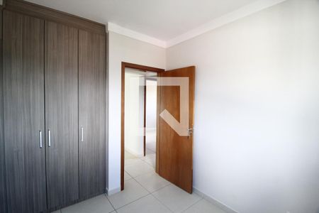 Quarto 1 de apartamento para alugar com 3 quartos, 97m² em Patrimônio, Uberlândia